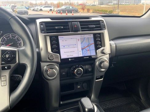 Used 2023 Toyota 4Runner TRD Sport image 11