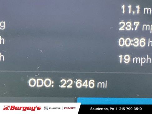 Used 2024 Volvo XC90 B6 Plus AWD/4WD image 17