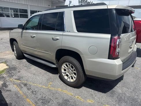 Used 2016 GMC Yukon SLE RWD image 10