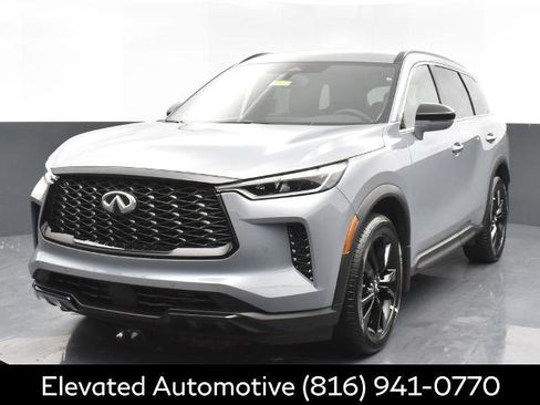 Certified 2025 INFINITI QX60 Luxe w/ Black Edition image 2