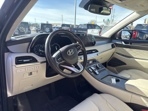 Used 2020 Hyundai Palisade Limited image 19
