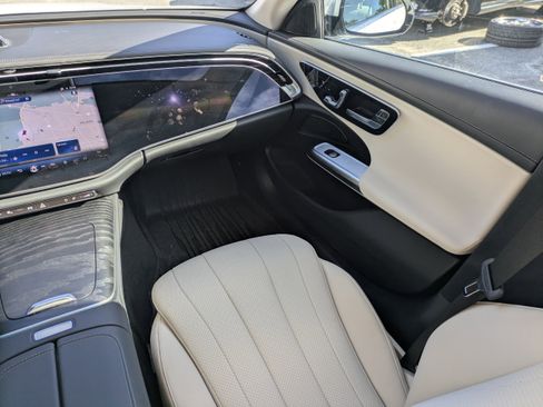 Used 2025 Mercedes-Benz E 350 E 350 image 20