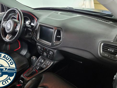 Used 2018 Jeep Compass Trailhawk w/ Leather Interior Group image 38