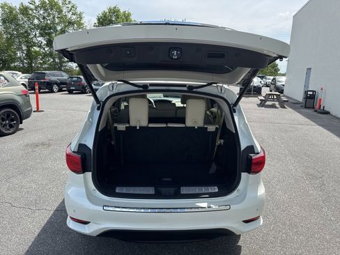 Used 2020 INFINITI QX60 Luxe w/ Essential Package image 10