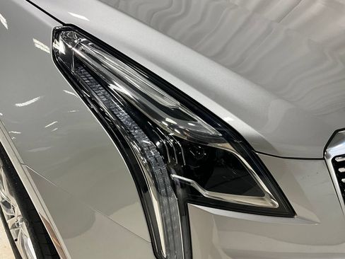 Used 2020 Cadillac XT5 Premium Luxury AWD/4WD image 25