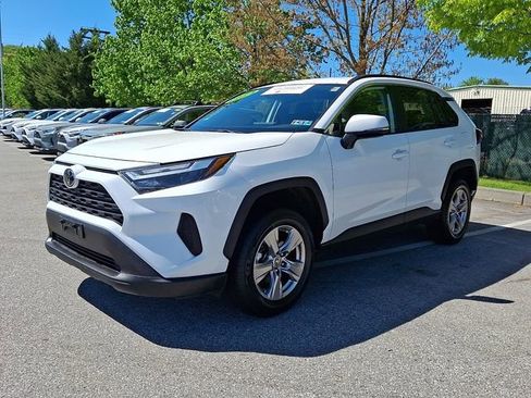 Certified 2024 Toyota RAV4 XLE AWD/4WD image 3