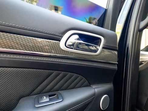 Used 2018 Jeep Grand Cherokee Trackhawk image 72