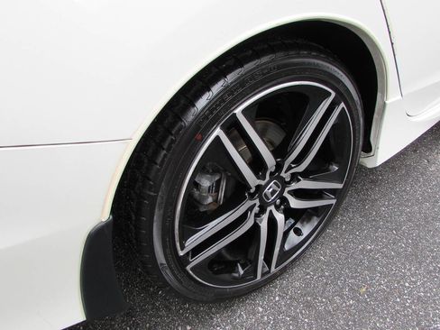 Used 2017 Honda Accord Sport Special Edition image 11