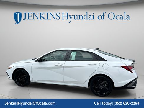 New 2026 Hyundai Elantra Sport FWD image 10