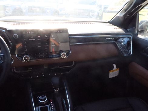 New 2026 GMC Canyon AT4 w/ Technology Plus Package image 11