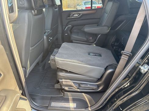 New 2026 GMC Yukon Denali w/ Denali Reserve Package AWD/4WD image 60