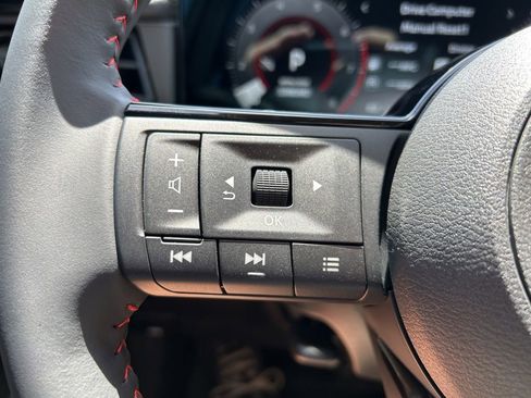 New 2026 Nissan Kicks SR FWD image 25