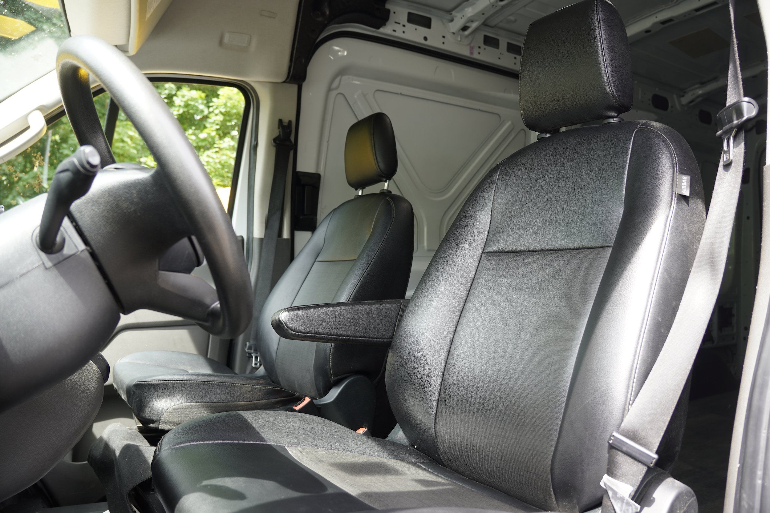 Used 2023 Ford Transit 250 Medium Roof AWD image 18