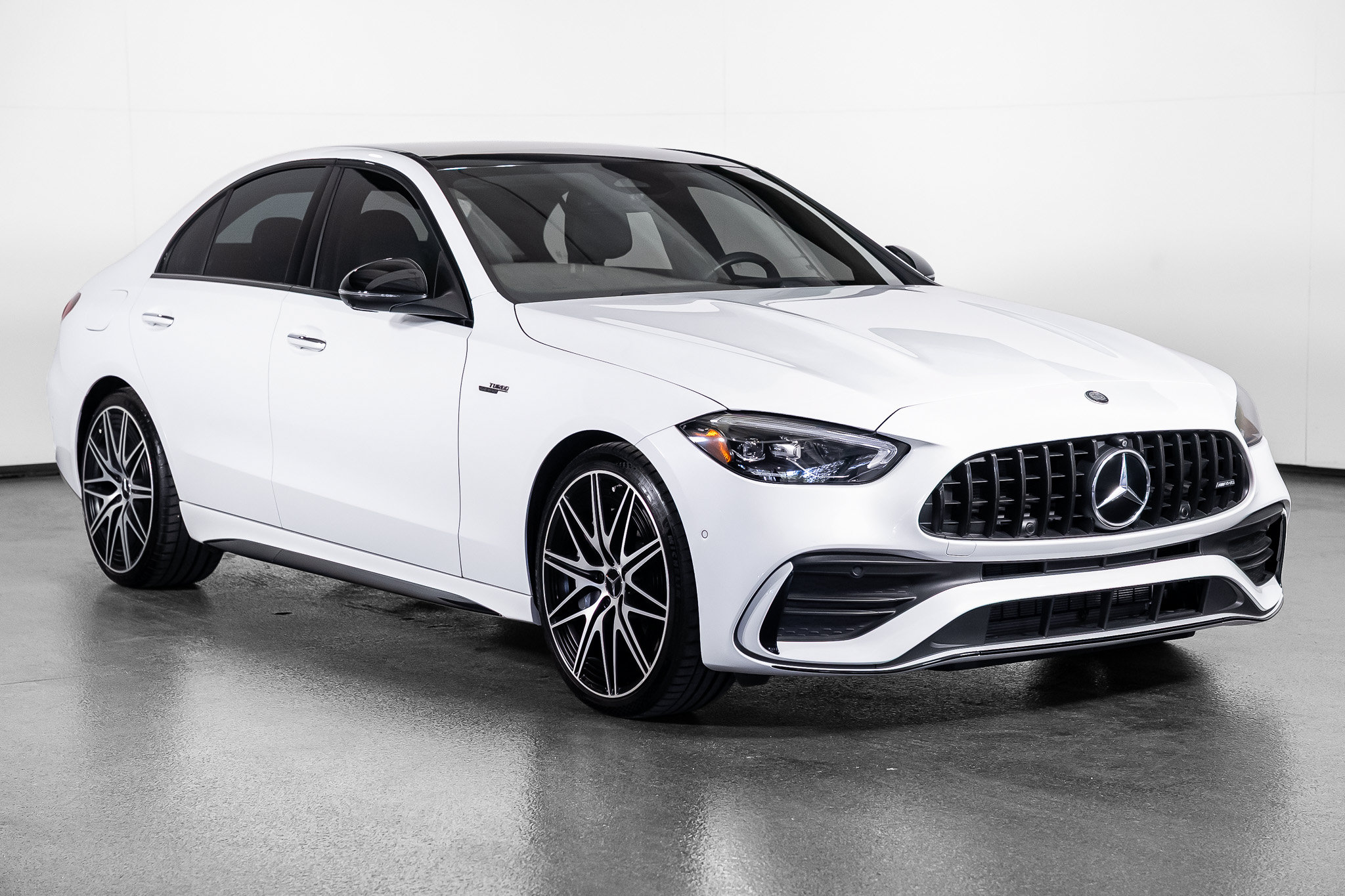 Used 2026 Mercedes-Benz C 43 AMG 4MATIC Sedan w/ AMG Night Package Plus image 40