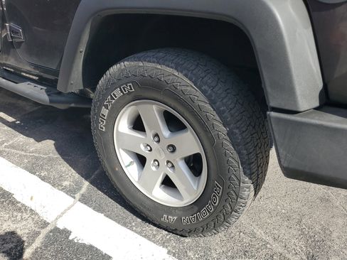 Used 2017 Jeep Wrangler Unlimited Sport w/ Quick Order Package 24S image 6