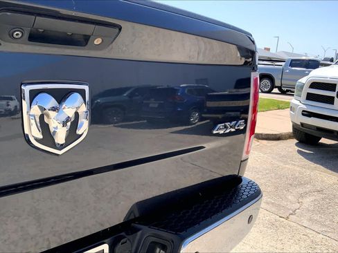 Used 2014 RAM 2500 Laramie w/ Convenience Group AWD/4WD image 31