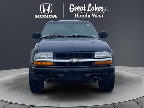 Used 2002 Chevrolet Blazer LS w/ Preferred Equipment Group image 8