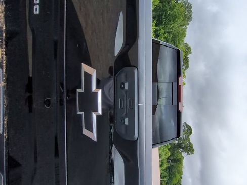 Used 2025 Chevrolet Silverado 1500 RST w/ Convenience Package II AWD/4WD image 5