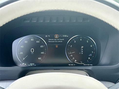Used 2022 Volvo XC90 T5 Momentum w/ Advanced Package image 42