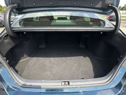 Used 2020 Toyota Camry LE FWD image 24