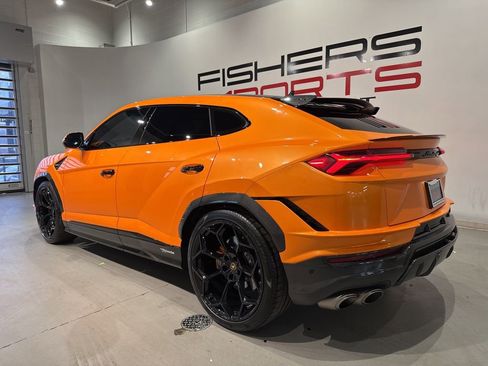 Used 2023 Lamborghini Urus Performante image 12