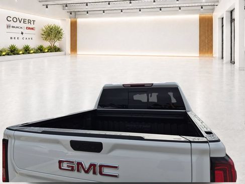 Used 2026 GMC Sierra 1500 SLT AWD/4WD image 42