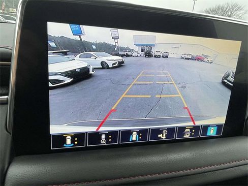 Used 2021 Chevrolet Tahoe RST w/ Luxury Package image 19