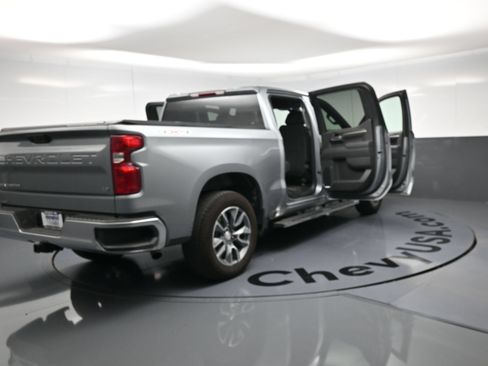 Used 2026 Chevrolet Silverado 1500 LT AWD/4WD image 17