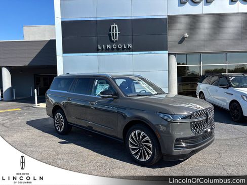 New 2025 Lincoln Navigator L Black Label image 1