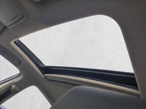 Used 2025 Honda Accord Touring image 16