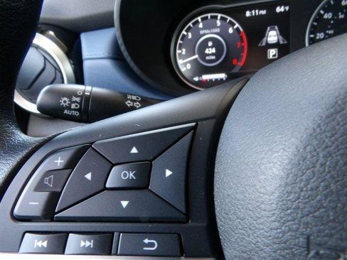 Used 2025 Nissan Versa SV w/ Trunk Package image 24