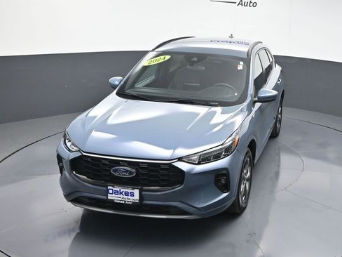 Used 2024 Ford Escape ST-Line Select w/ Class II Trailer Tow Package image 50