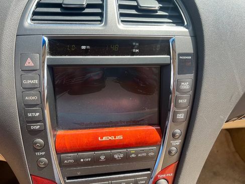 Used 2011 Lexus ES 350 FWD image 12