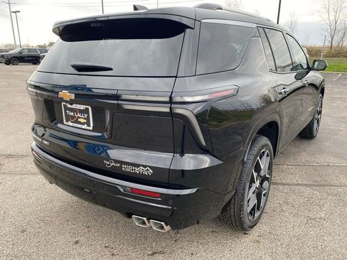 New 2026 Chevrolet Traverse High Country w/ LPO, Floor Liner Package AWD/4WD image 7