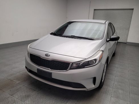 Used 2017 Kia Forte LX FWD image 15