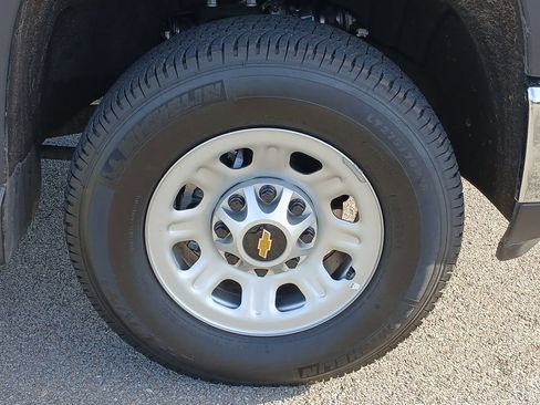 Certified 2025 Chevrolet Silverado 2500 W/T w/ WT/CX Safety Package AWD/4WD image 34