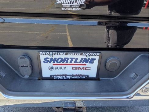 Used 2021 Chevrolet Silverado 1500 LTZ AWD/4WD image 9