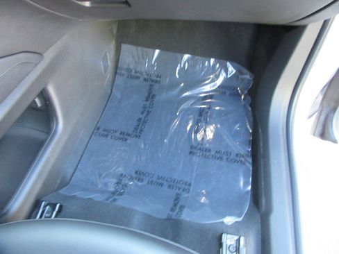 Used 2023 Cadillac XT6 Luxury image 31