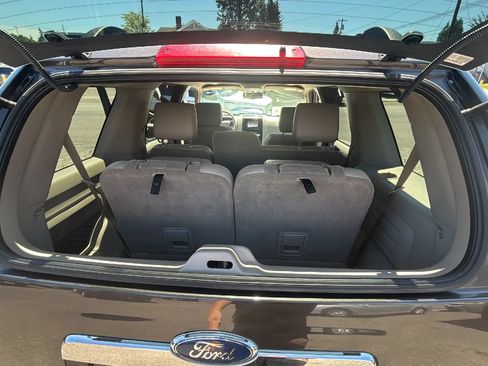 Used 2006 Ford Explorer XLT AWD/4WD image 17