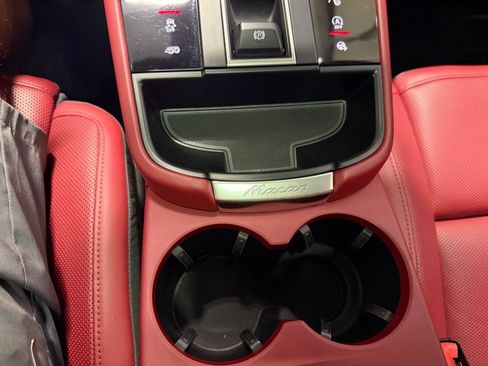 Used 2024 Porsche Macan GTS w/ Premium Plus Package AWD/4WD image 24