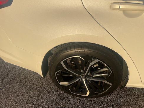 Used 2024 Nissan Altima 2.5 SR w/ SR Premium Package image 14