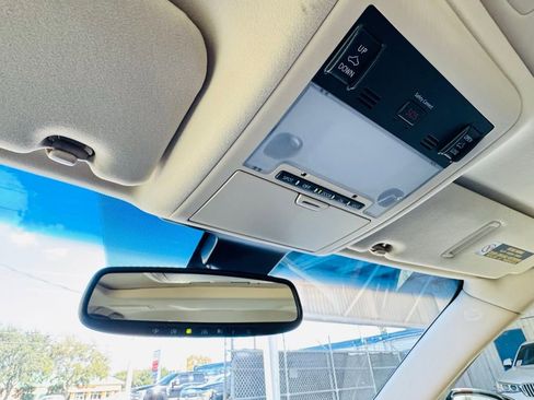 Used 2017 Lexus LS 460 image 21