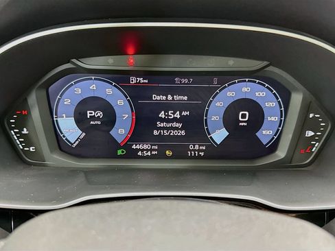 Used 2021 Audi Q3 2.0T Premium w/ Convenience Package AWD/4WD image 32