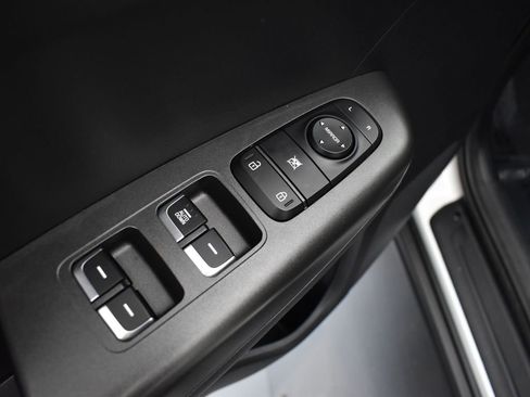 Certified 2022 Kia Sportage LX image 10