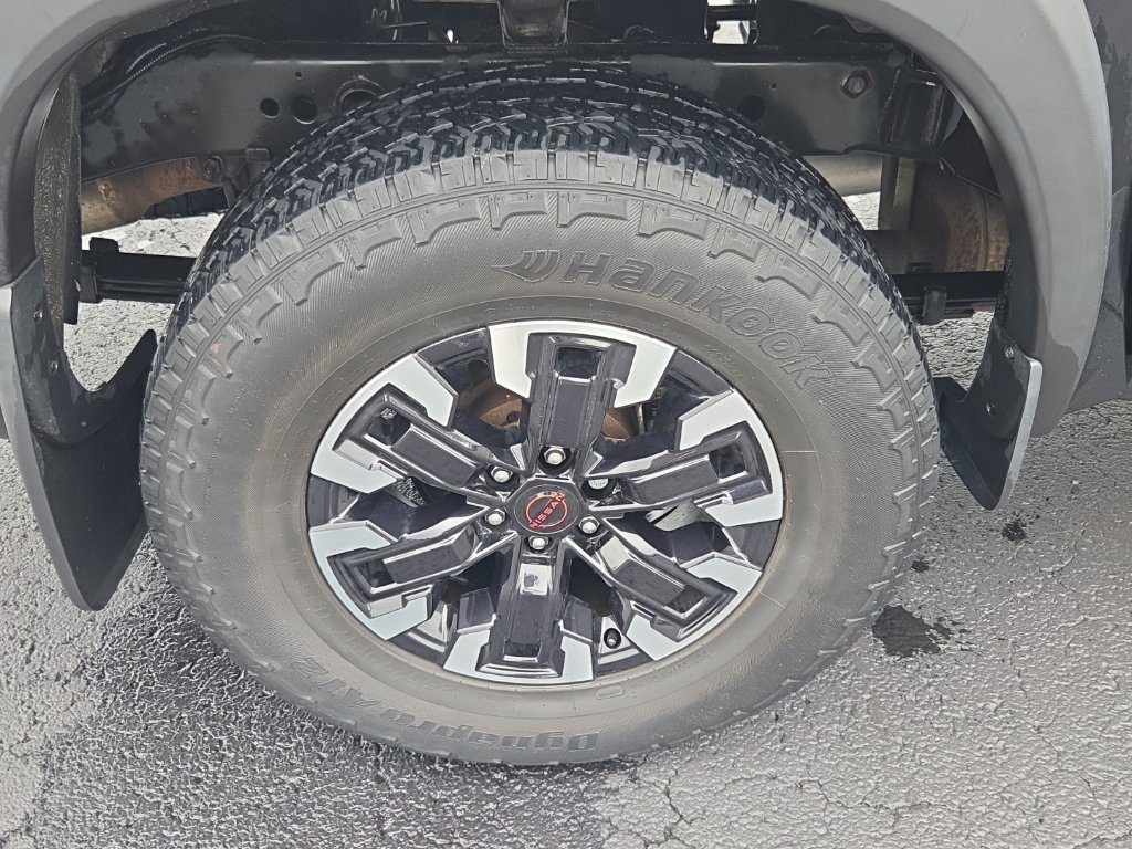 Used 2023 Nissan Frontier PRO-4X w/ Pro Convenience Package AWD/4WD image 9