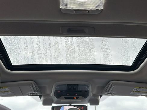 Used 2019 Subaru Crosstrek 2.0i Limited w/ Moonroof Package image 16