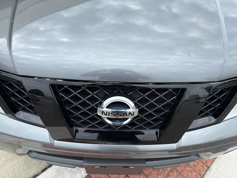 Used 2018 Nissan Frontier SV w/ Value Truck Package RWD image 13