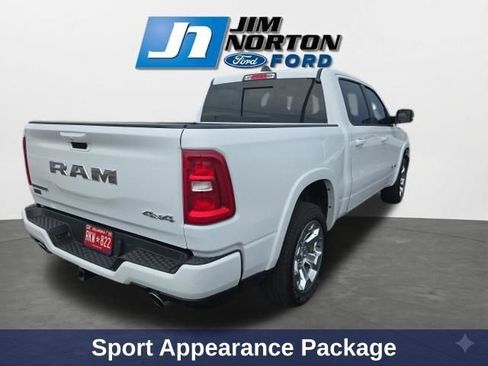 Used 2025 RAM 1500 Big Horn AWD/4WD image 7