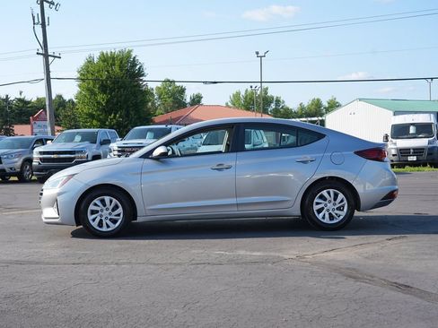 Used 2020 Hyundai Elantra SE FWD image 6