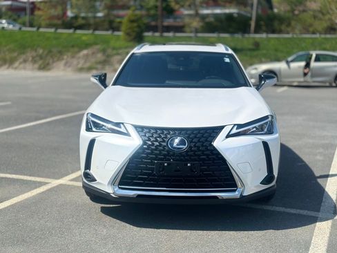 Used 2021 Lexus UX 250h w/ Premium Package AWD/4WD image 9